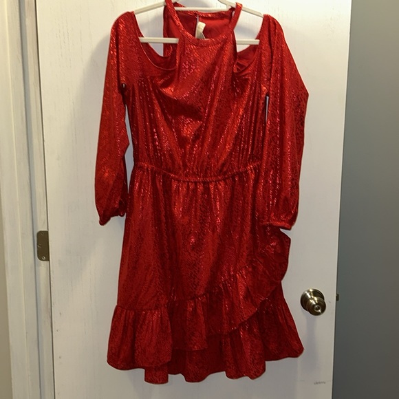 Michael Michael Kors Red Dress Long Sleeve/Cold Shoulder Flounce Hem EUC SZ LRG - Picture 5 of 11